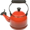 Le Creuset Demi Fluitketel 1,1 Liter Staal Kersrood 2 Le Creuset Demi Fluitketel 1,1 Liter Staal Kersrood -Pannen Verkoop 3832 23789 1