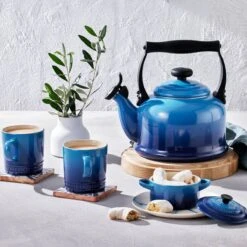 Le Creuset Tradition Fluitketel 2,1 Liter Staal Azure -Pannen Verkoop 40102022200000 alt4